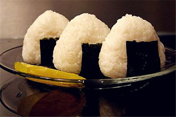 阿杏饭团赚钱吗?加盟阿杏饭团怎么保证良好的品牌口碑?