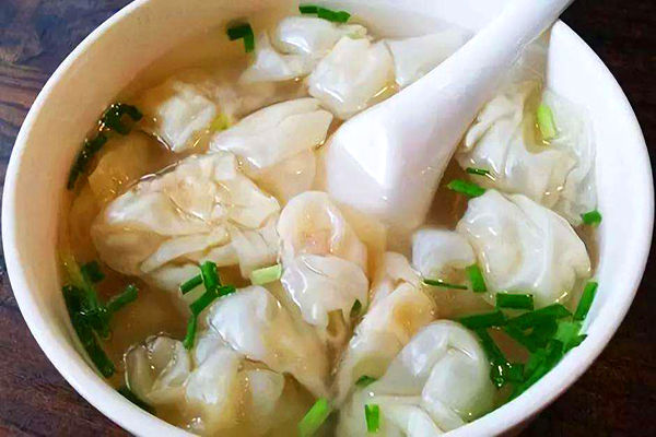 满宝馄饨一碗利润能拿多少?老年人适合在小区开一家满宝馄饨吗?