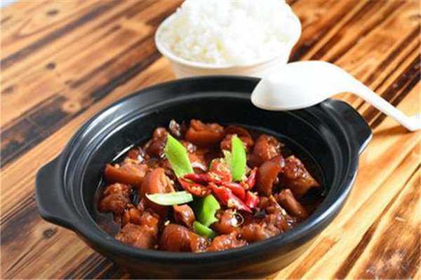 润仟祥黄焖鸡米饭加盟