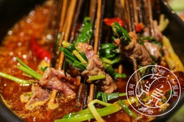 欢辣颂串串香加盟