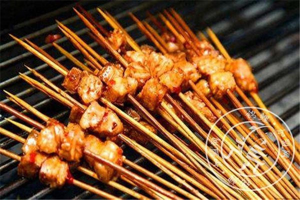 大斌家串串火锅加盟费用是多少