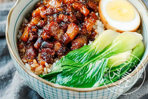 太厉卤汁牛肉饭怎么加盟?开家太厉卤汁牛肉饭店如何选址?