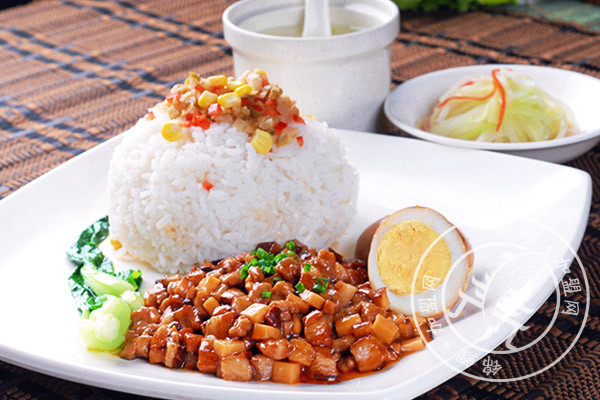 太厉卤汁牛肉饭怎样加盟?加盟太厉卤汁牛肉饭要注意什么?