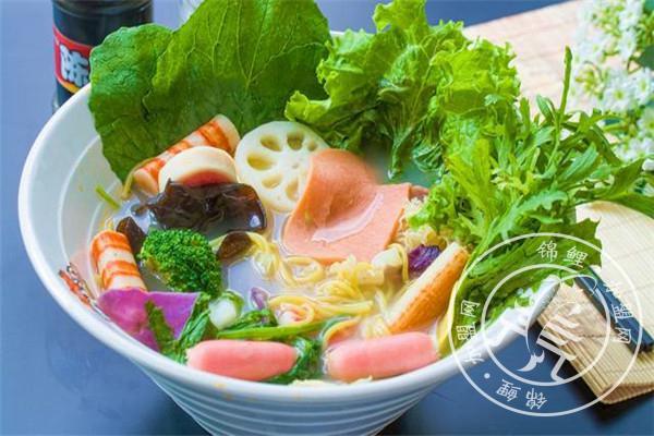 麻辣烫加盟好么?从事麻辣烫行业发展要注意什么?