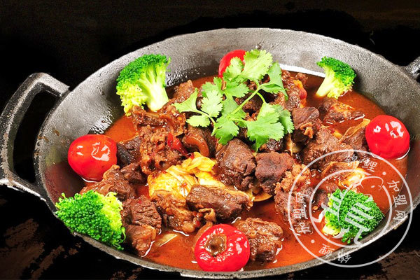 北京三里屯霸王牛肉火锅