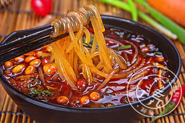 麻辣速递酸辣苕粉店加盟费多少