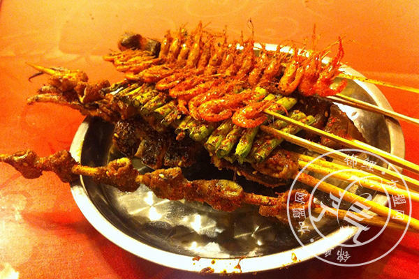 油炸串串加盟店的利润